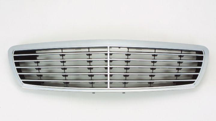 2003-2006 Mercedes E-Class Grille Black With Chrome Front Ame (Avantgarde Package)