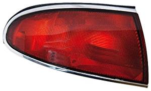 Replacement Buick Century Driver Side Taillight Assembly (Partslink Number GM2800141)
